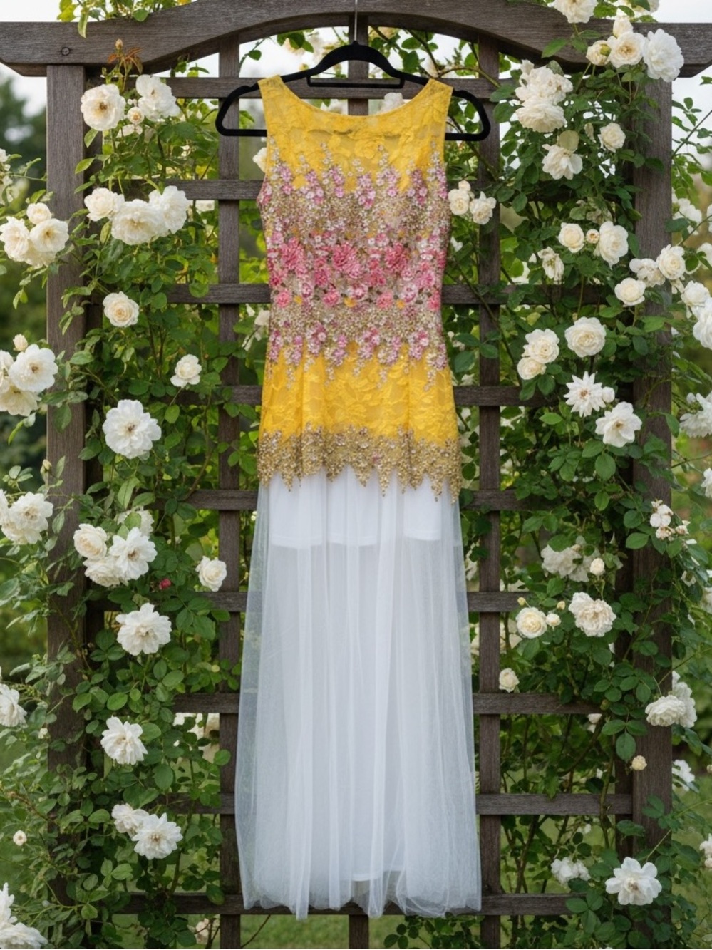 Angel fashions dress